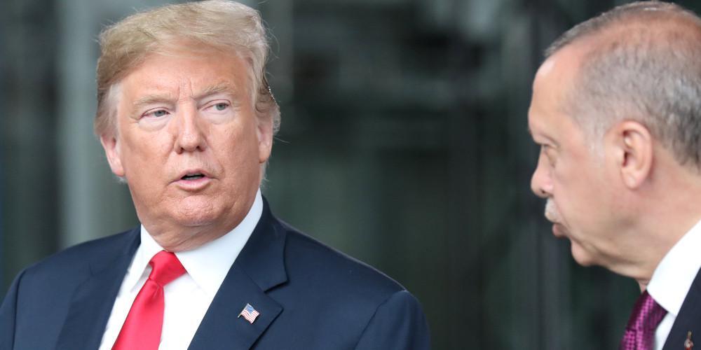 Τραμπ: Μια «σπουδαία ημέρα» για την Τουρκία και τους Κούρδους