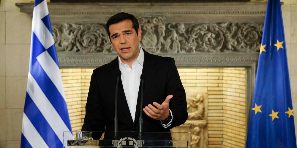 Ανησυχητικά μηνύματα σε οικονομία και εθνικά θέματα