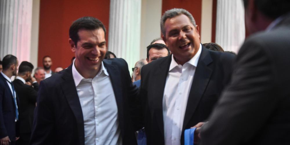 Συνάντηση Τσίπρα-Καμμένου για να... κολλήσουν το ραγισμένο γυαλί της συγκυβέρνησης