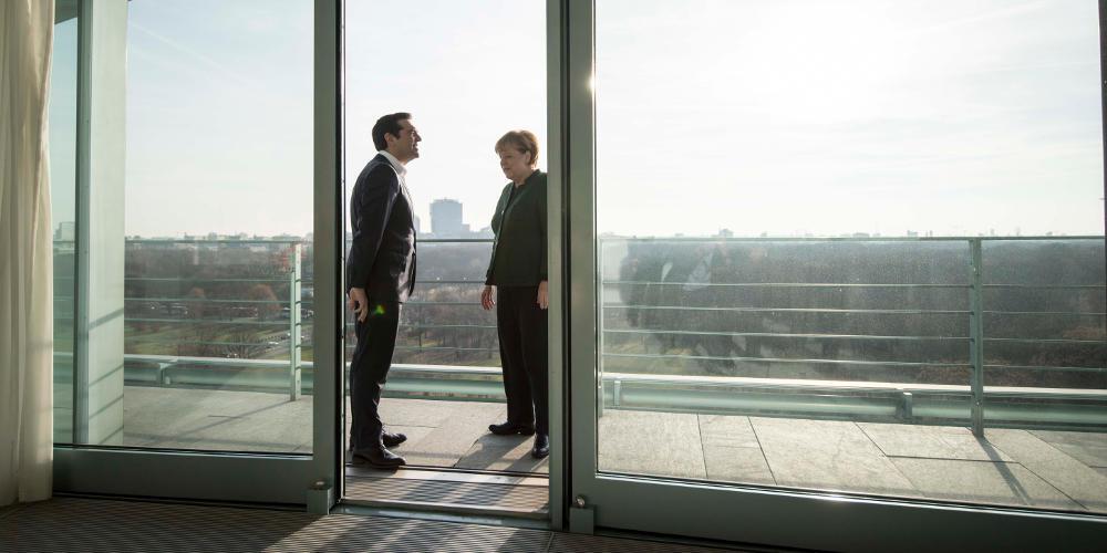 Τσίπρας στους FT: Ούτε η Μέρκελ δεν με πίστεψε ότι θα έλυνα το Σκοπιανό