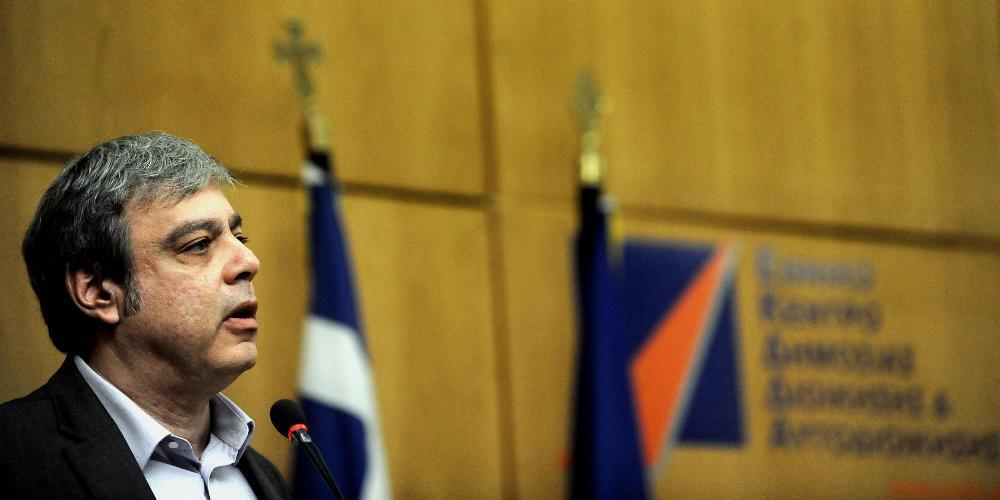 Απίστευτος Βερναρδάκης: Μην βάλλεται ο Τσίπρας, είναι μόνο 44 ετών!