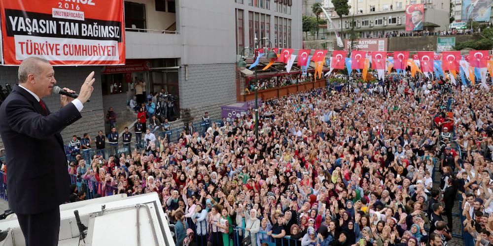 Ερντογάν: Σχέδιο εναντίον της Τουρκίας η πτώση της λίρας