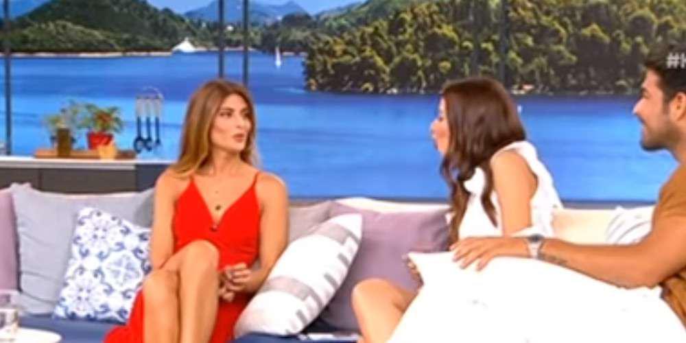 Η Ανθή Σαλαγκούδη κάνει το υπέρτατο σταυροπόδι [βίντεο]