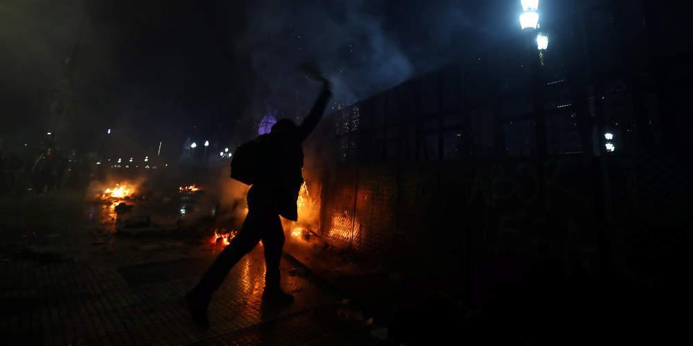 Στο 32% η φτώχεια στην Αργεντινή - «Αίμα, δάκρυα και ιδρώτα» υπόσχεται ο πρόεδρος Μάκρι