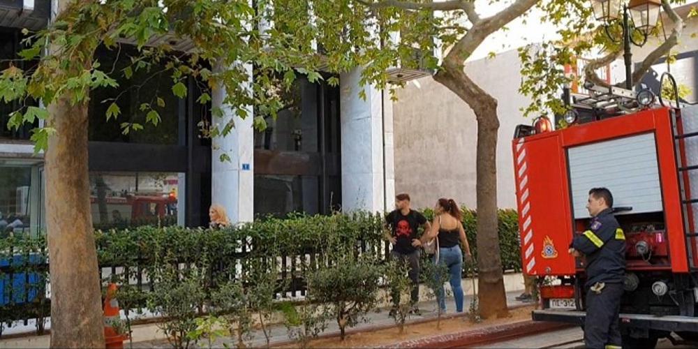 Φωτιά στο Υπουργείο Εξωτερικών λόγω υπερθέρμανσης ανελκυστήρα