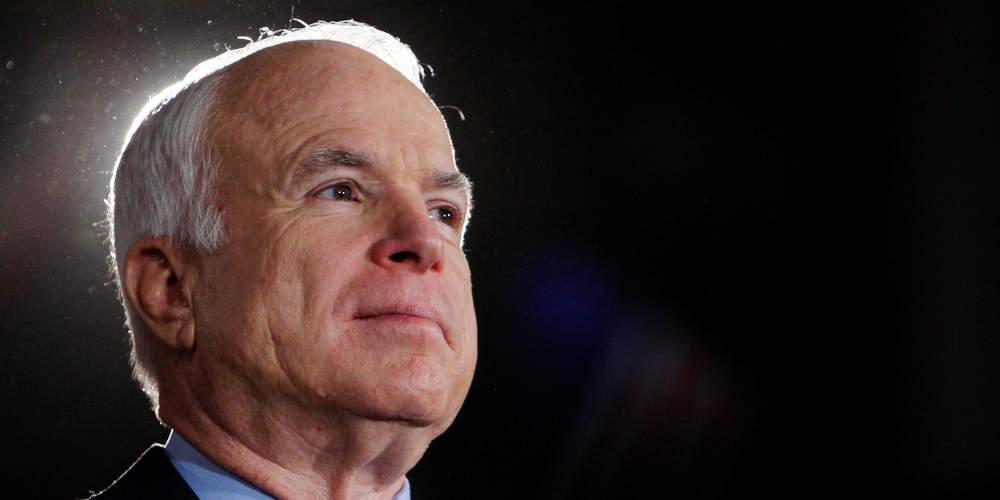 Πέθανε το «λιοντάρι της γερουσίας» Τζον Μακέιν