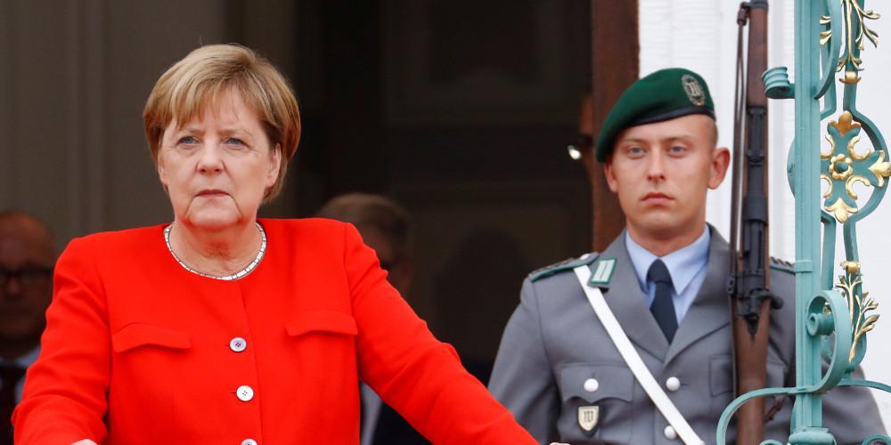 Μέρκελ: Θα επιβλέπουμε εντατικά την Ελλάδα τέσσερις φορές το χρόνο