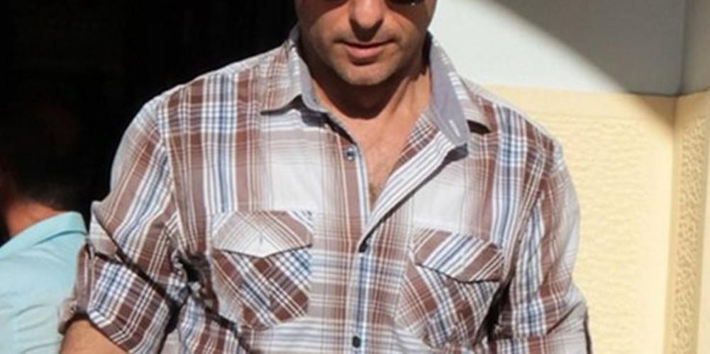 Ο Νεκτάριος Σφυράκης έγινε ασφαλιστικός σύμβουλος [βίντεο]