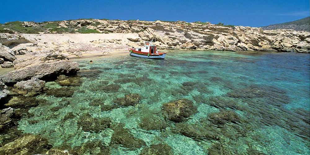 Τραγικός θάνατος για 24χρονη στη Νίσυρο - Σκοτώθηκε πέφτοντας από βράχο