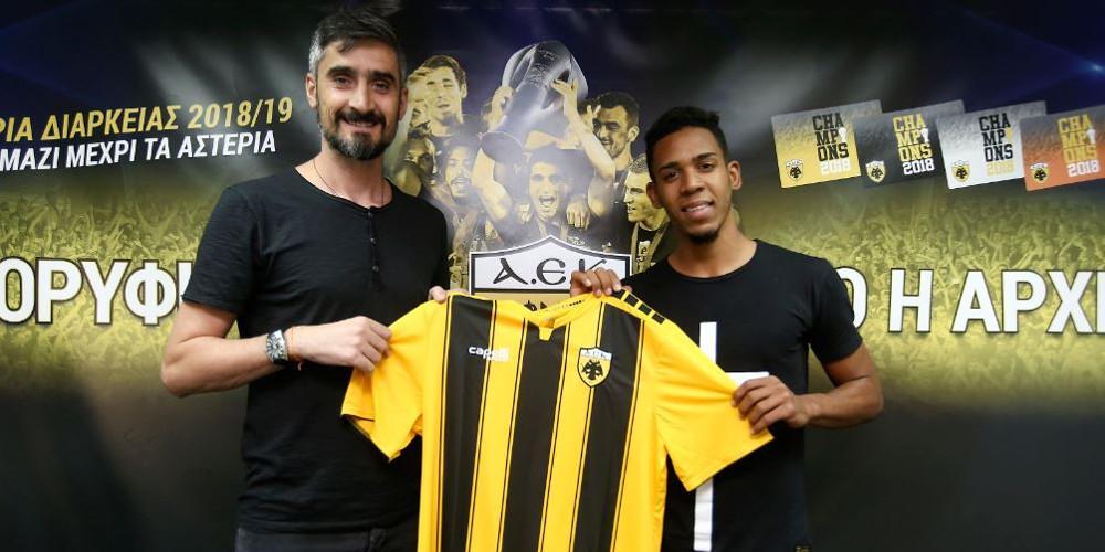 Και επίσημα στην ΑΕΚ ο Πέντρο Βίτορ