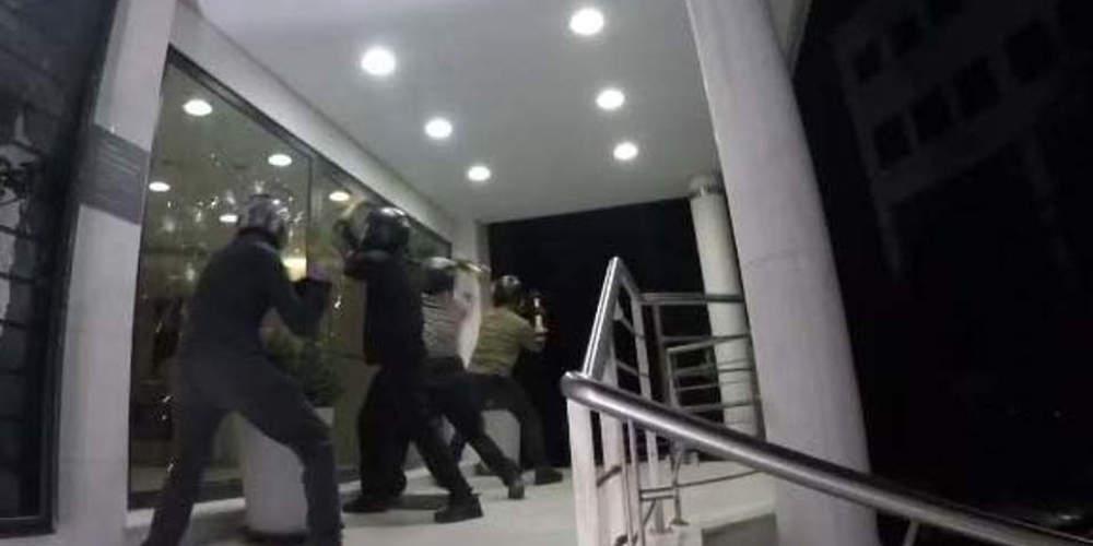 Θριαμβολογεί ο Ρουβίκωνας: Επτά επιθέσεις σε 10 μέρες, έχουμε ενισχυθεί