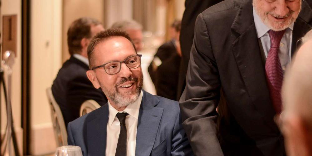 Το κόστος και οι αυταπάτες πίσω από τις «παροχές» Τσίπρα