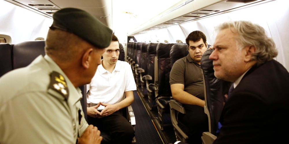 Επικοινωνιακό σωσίβιο για την κυβέρνηση η αποφυλάκιση των δύο Ελλήνων στρατιωτικών