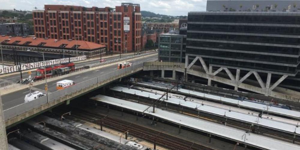 Εκτροχιασμός τρένου στην Ουάσινγκτον με 190 επιβάτες [εικόνες]