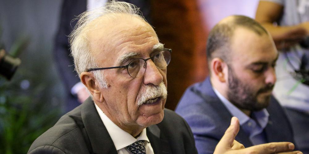 Τα νησιά εκπέμπουν SOS για το μεταναστευτικό και ο Βίτσας υπόσχεται λύσεις