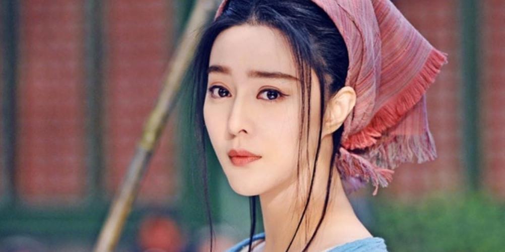 Φαν Μπινγκμπίνγκ: Η «φίμωση» κι εξαφάνιση μιας σταρ από το κινέζικο κράτος