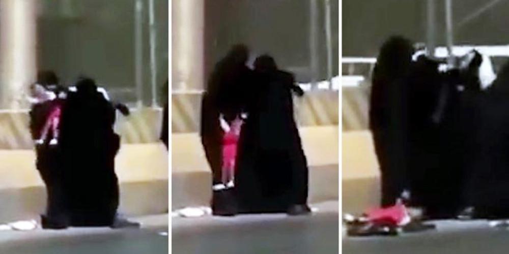 Απίστευτο ξύλο γυναικών σε κεντρικό δρόμο - Δεν υπολόγισαν ούτε το παιδί [βίντεο]