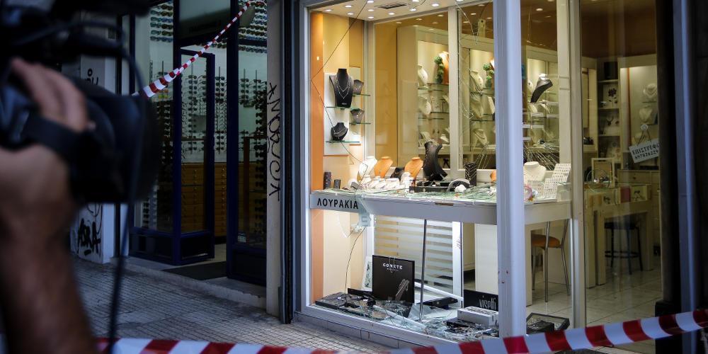 Πέθανε από τα τζάμια ή τις κλωτσιές; Σήμερα η νεκροψία για τον Ζακ Κωστόπουλο