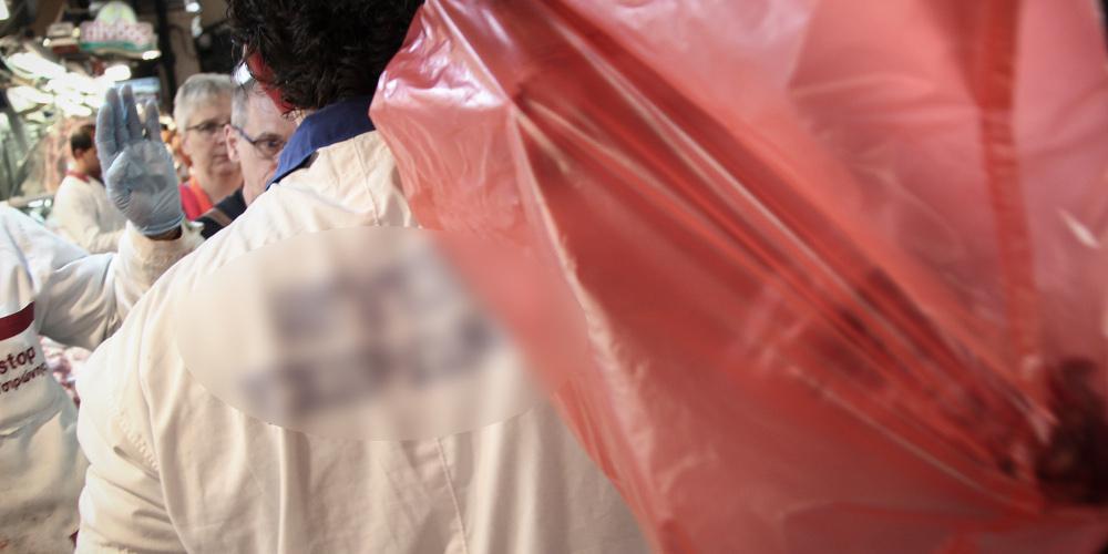 Κατασχέθηκαν 136 κιλά ακατάλληλα κρέατα στον Πειραιά