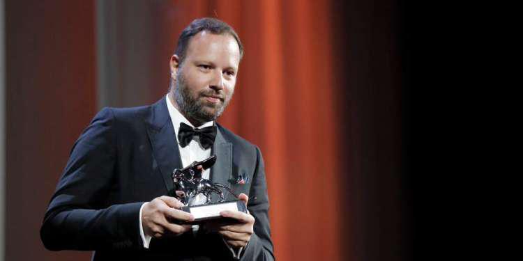 Ο Λάνθιμος επιστρέφει στην Ελλάδα για τη Λυρική Σκηνή