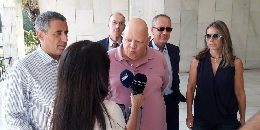 Ελεύθεροι αφέθηκαν οι δημοσιογράφοι της εφημερίδας «Φιλελεύθερος» - Περαιτέρω προκαταρκτική έρευνα