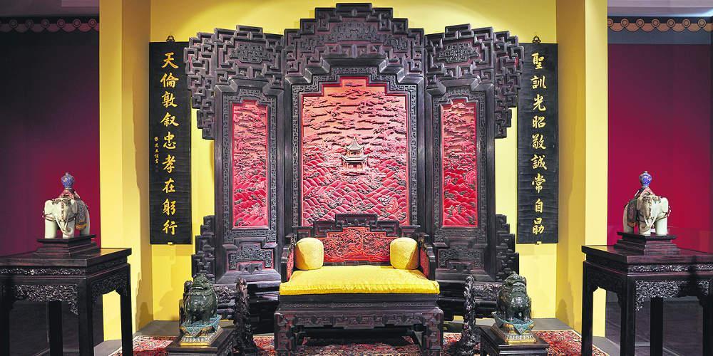 Στην απαγορευμένη πόλη του Πεκίνου μας… βάζει η πύλη του Μουσείου Ακρόπολης