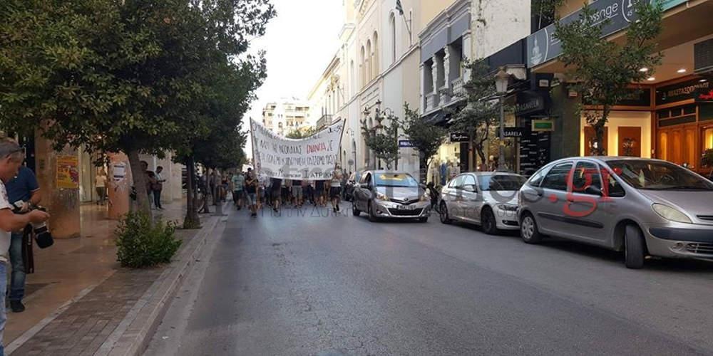 Επεισόδια στην αντιφασιστική πορεία για τον Παύλο Φύσσα στην Πάτρα