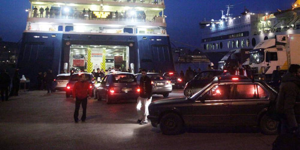 Τηλεφώνημα για βόμβα στο πλοίο «Ανδρέας Κάλβος» στην Κυλλήνη