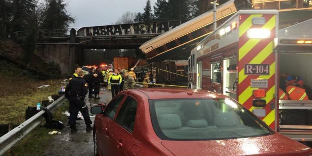 Σύγκρουση τρένου με λεωφορείο στην Αυστρία: Ένας νεκρός και 11 τραυματίες