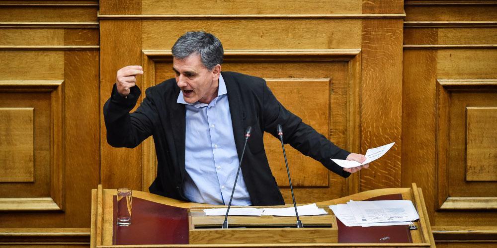 Θύμωσε ο Τσακαλώτος: Αυστηρή η αντίδραση Ρέγκλινγκ για το πακέτο παροχών