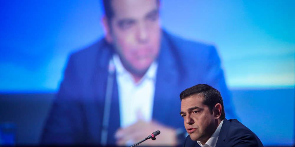 Ο Τσίπρας ζητάει τώρα την συναίνεση που απέρριψε το 2014