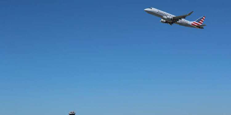 επιβάτης American Airlines