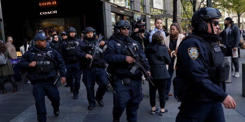 ΗΠΑ: Κοριτσάκι σκοτώθηκε από «αδέσποτη» σφαίρα αστυνομικών που ήθελαν να σταματήσουν ληστή