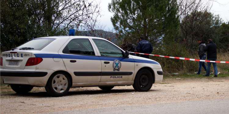 Μπήκαν να τον ληστέψουν, πυροβόλησε και συνελήφθη μαζί με τους ληστές