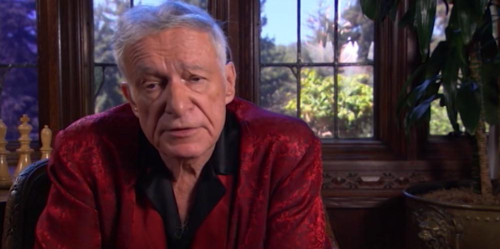 Η θρυλική κόκκινη ρόμπα του Χιου Χέφνερ βγαίνει σε δημοπρασία