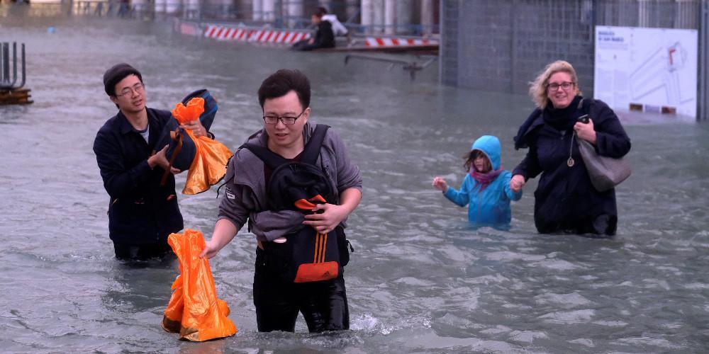 Στους οι νεκροί από το κύμα κακοκαιρίας που πλήττει την Ιταλία