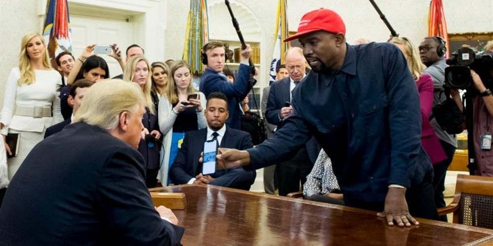 Ο Κάνιε Γουέστ αγαπά τον Τραμπ και το φωνάζει