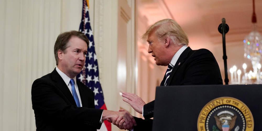 Ο Τραμπ ζήτησε συγγνώμη από τον Κάβανο εκ μέρους του έθνους