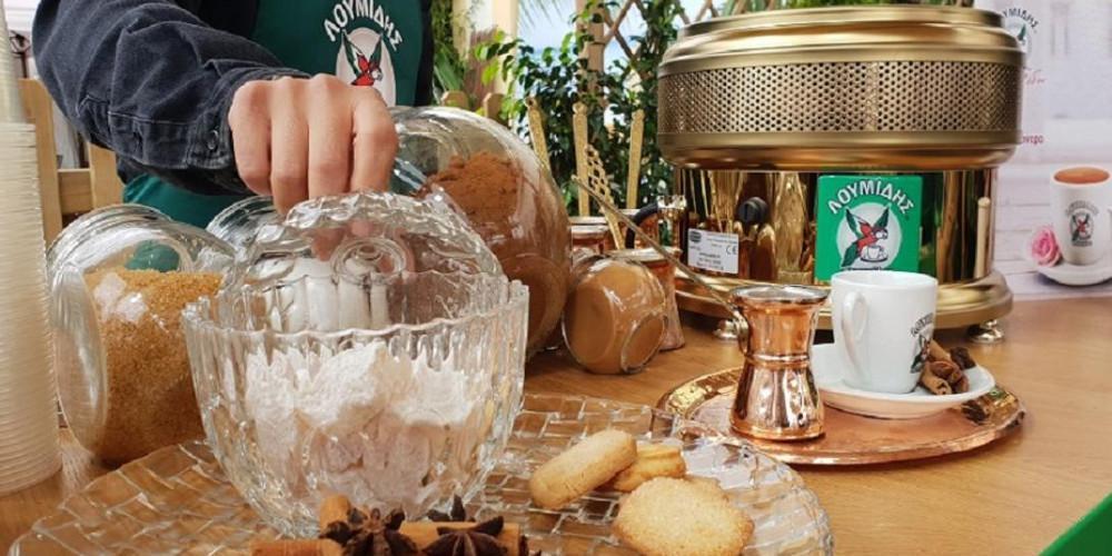 Λουμίδης Παπαγάλος: Θέλουν εμπιστοσύνη - Έτσι είναι οι σχέσεις από καλό χαρμάνι!