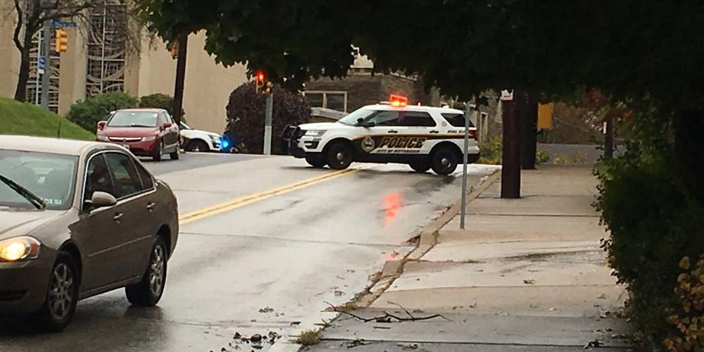 Τρόμος στις ΗΠΑ: Μακελειό με τουλάχιστον 8 νεκρούς σε συναγωγή