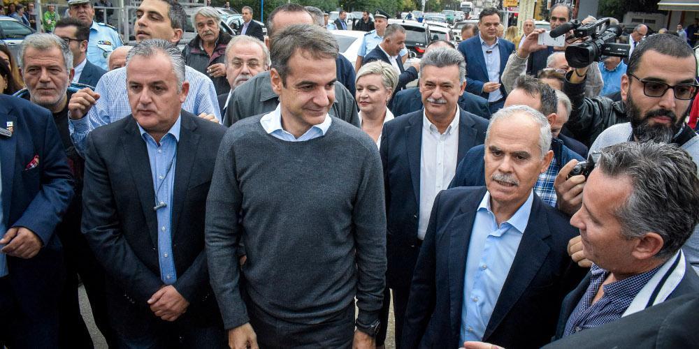 https://www.eleftherostypos.gr/wp-content/uploads/2018/10/mitsotakis-korinthos-500.jpg