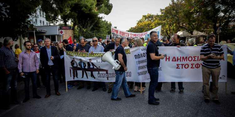 Απεργία και συγκέντρωση της ΠΟΕΔΗΝ την Πέμπτη στο υπουργείο Υγείας