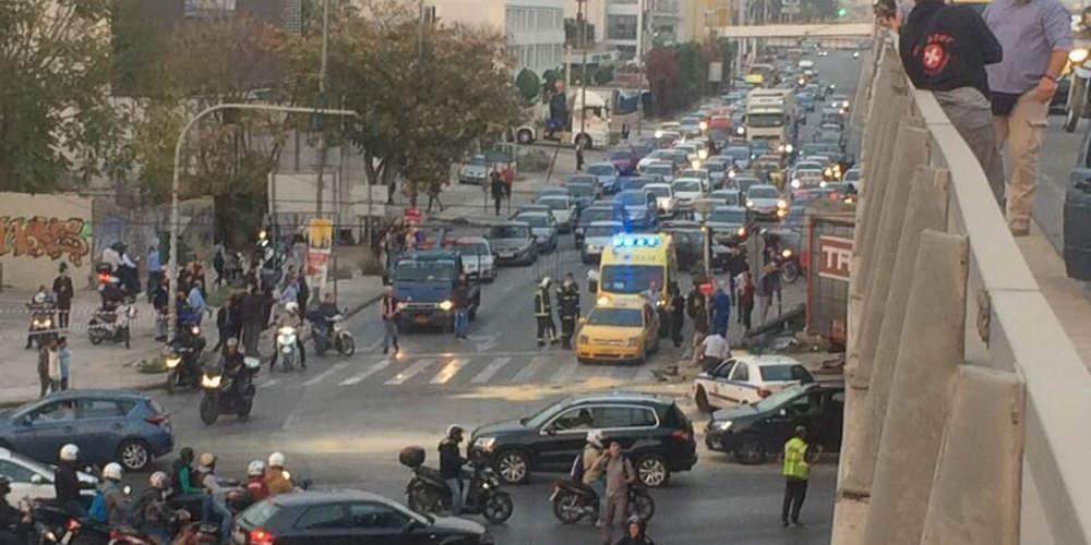 Σοβαρό τροχαίο με επτά τραυματίες στον Κηφισό - Ο ένας σοβαρά