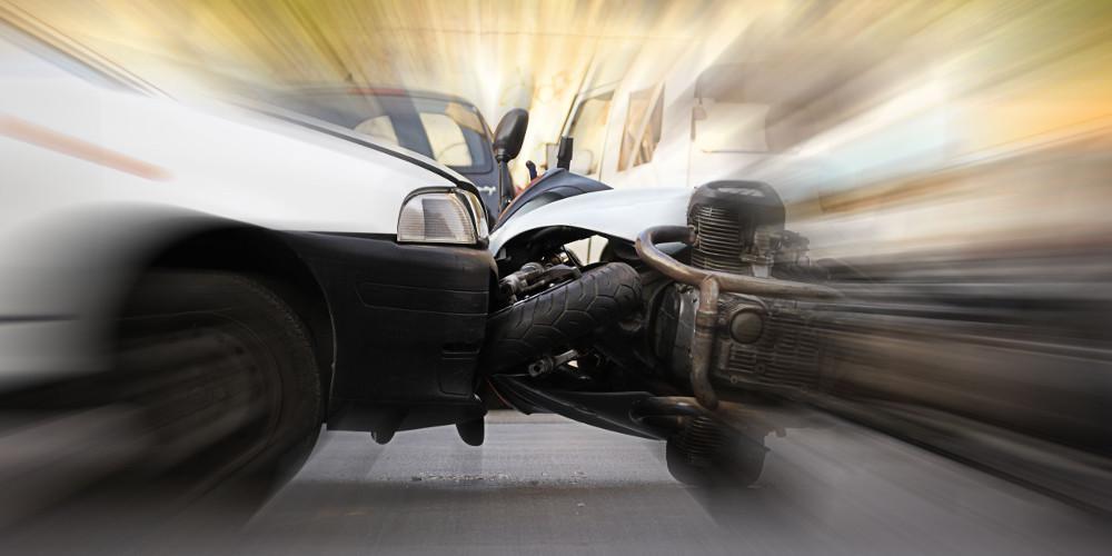 Τροχαίο για γνωστό Κύπριο παρουσιαστή την ώρα που πήγαινε στην εκπομπή του