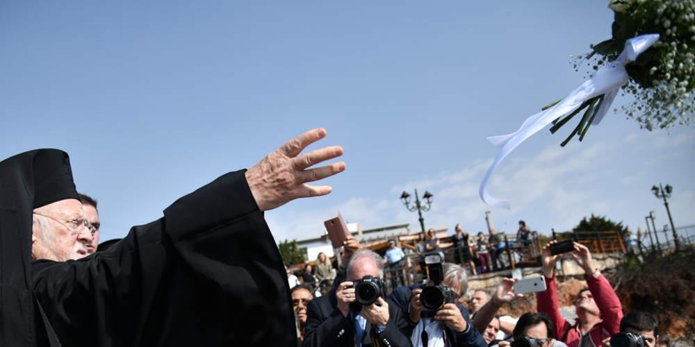 Τρισάγιο για τα θύματα της πυρκαγιά στο Μάτι τέλεσε ο οικουμενικός πατριάρχης Βαρθολομαίος