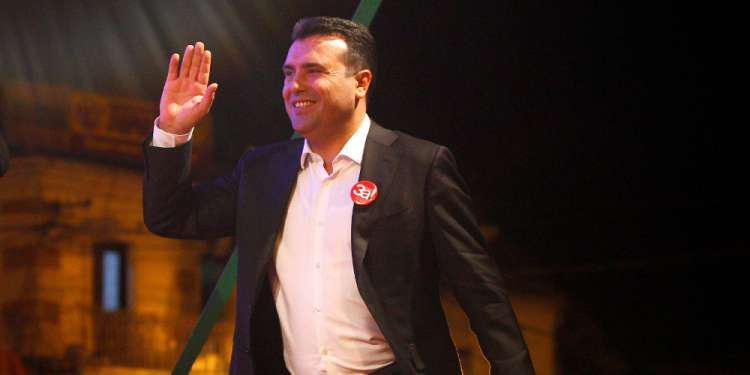 Βόρεια Μακεδονία: Στον «αέρα» η πρόταση μομφής κατά Ζάεφ