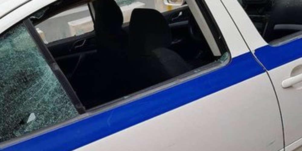Εικόνες από την επίθεση στο περιπολικό του Α.Τ. Κυψέλης - Για άνανδρη επίθεση μιλούν οι αστυνομικοί