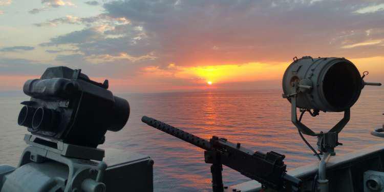 Αρχηγός ΓΕΝ: Κάθε βράδυ γίνεται πόλεμος στο Αιγαίο