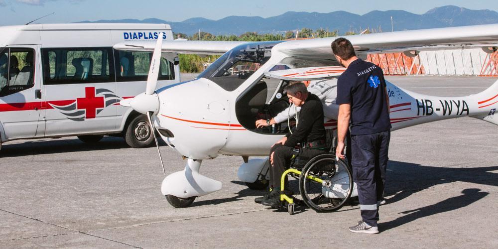 Σταθμός η Καλαμάτα στον γύρο του κόσμου των δύο παραπληγικών πιλότων της ΜΚΟ Handiflight!