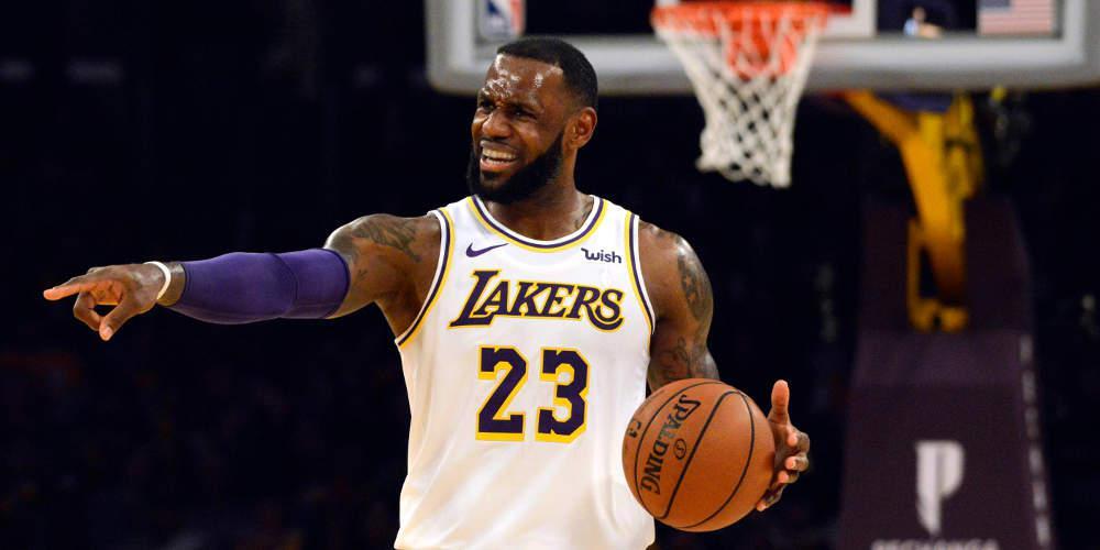 Με το νούμερο 6 στους Λέικερς ο Λεμπρόν [εικόνα]